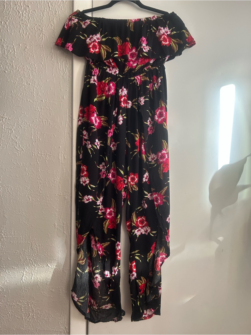 Guess Black Floral Off-Shoulder Wide-Leg Jumpsuit